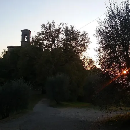 Casa Vacanze Podere Ugolini Apartment Ronta