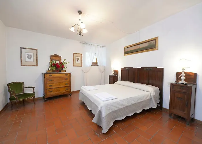 Podere Ugolini Apartment Ronta