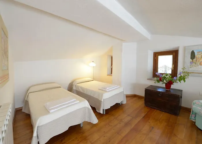 Podere Ugolini Apartment Ronta